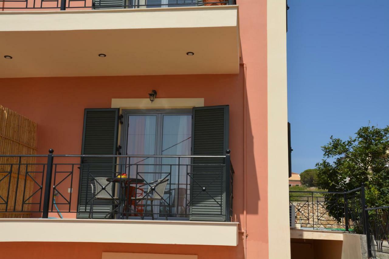 Lotus Sea View Studio Apartment 2 Lixouri Exterior foto